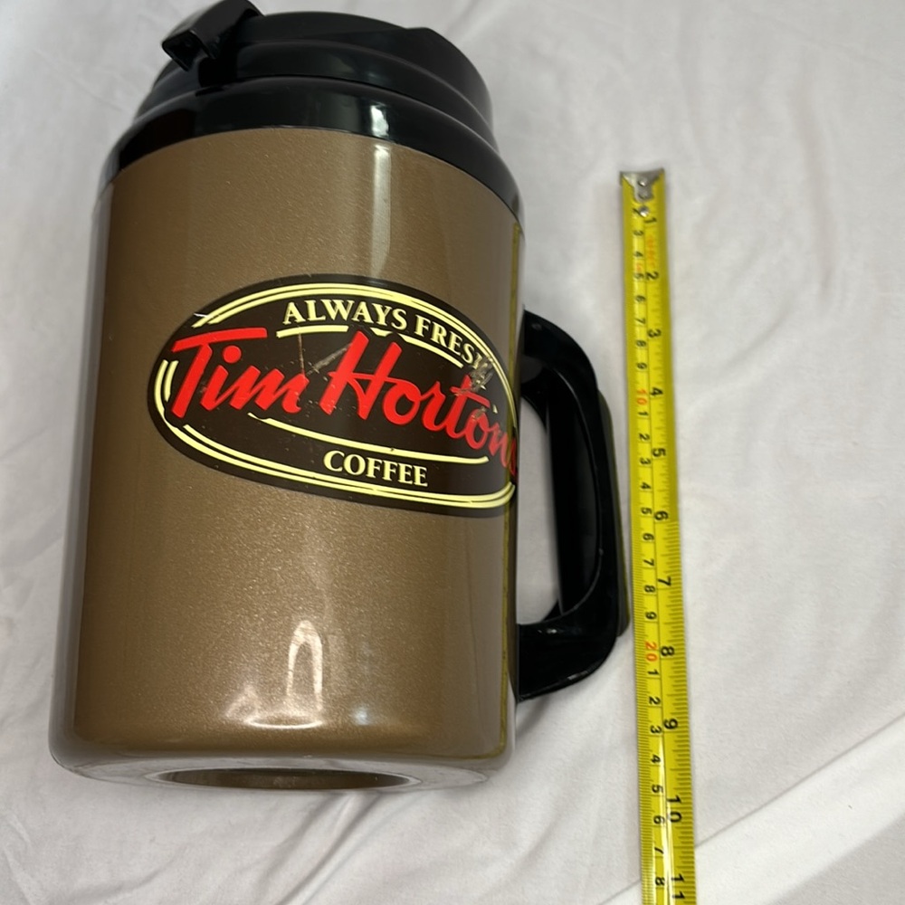 Vintage Tim Hortons 64 oz Aladdin plastic coffee jug - Picture 5 of 5